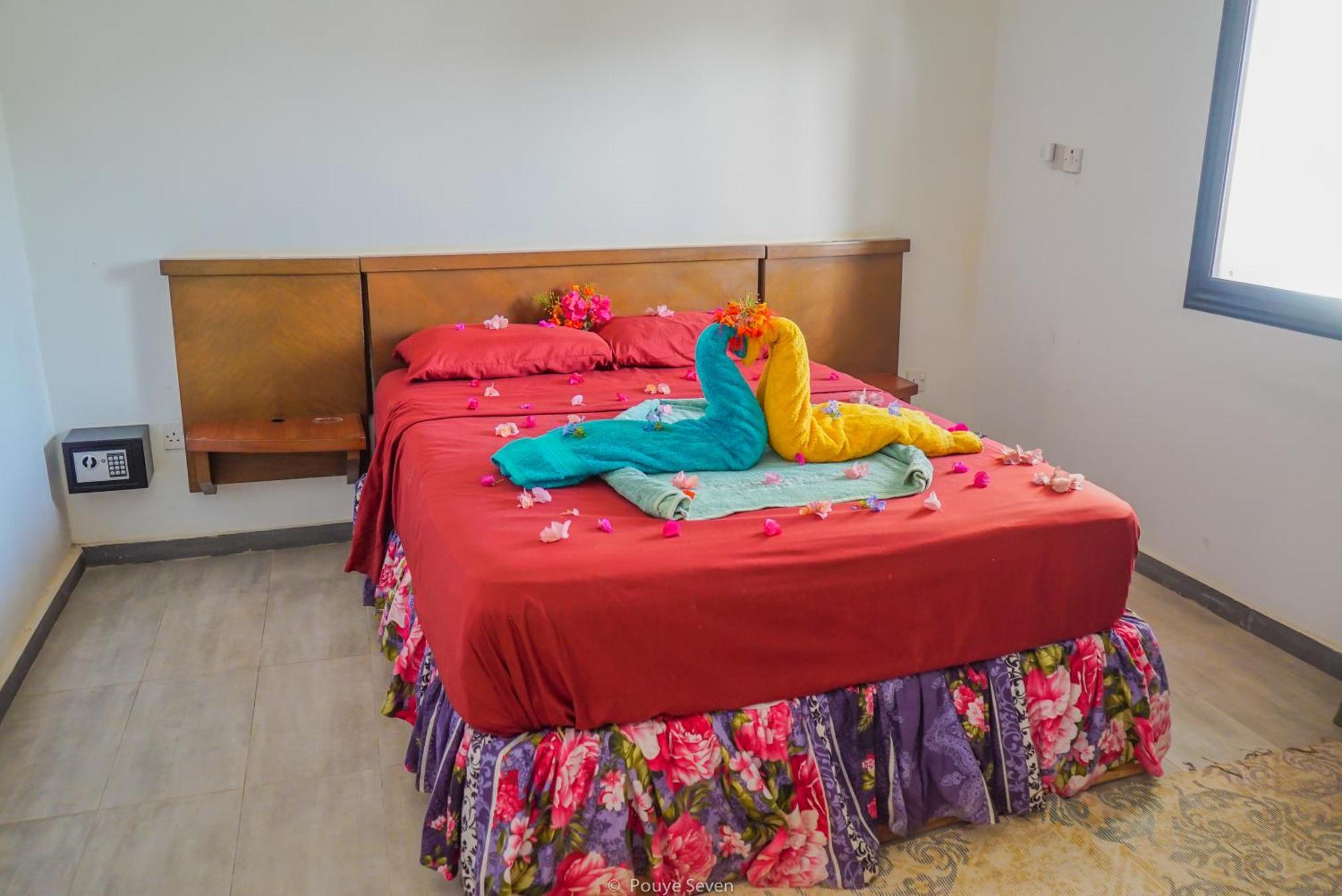 Mgm Apartments Gambia Kololi Eksteriør billede